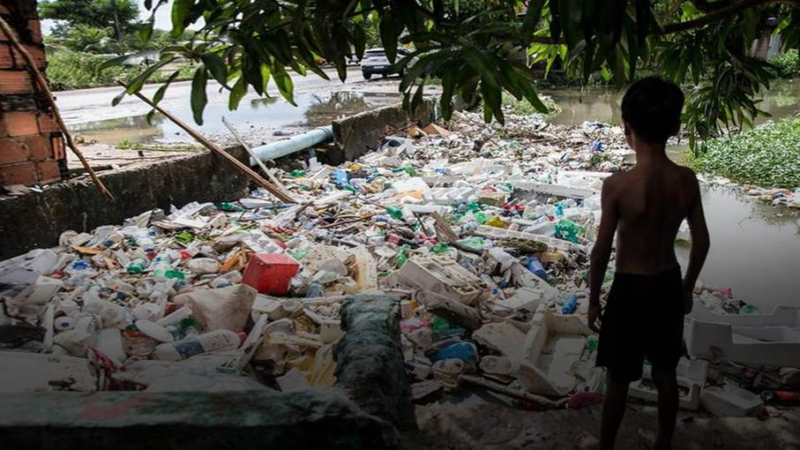 Como o Saneamento Impacta a Educação