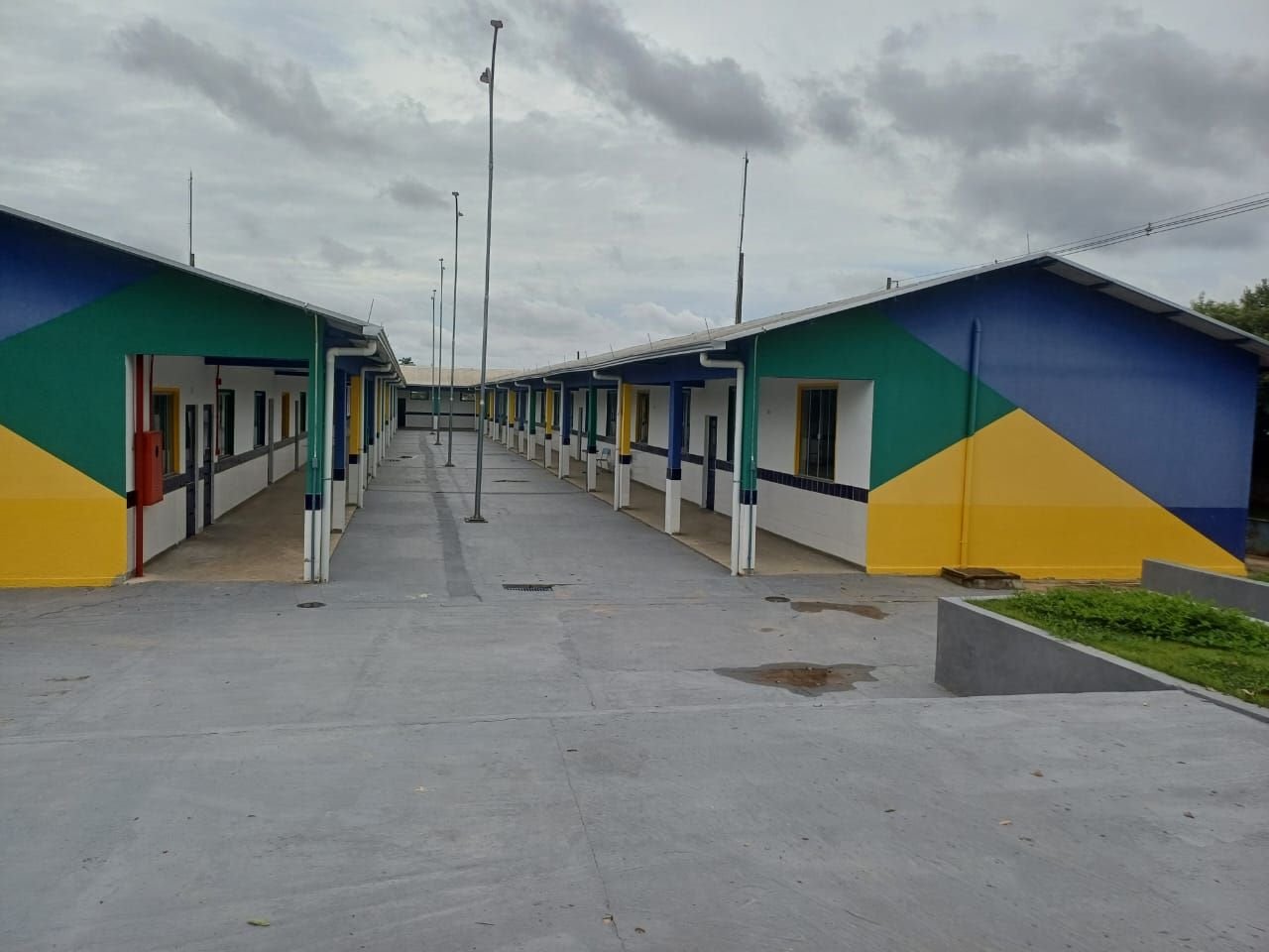 Vereadores retiram assinaturas e CPI da reforma das escolas empaca novamente